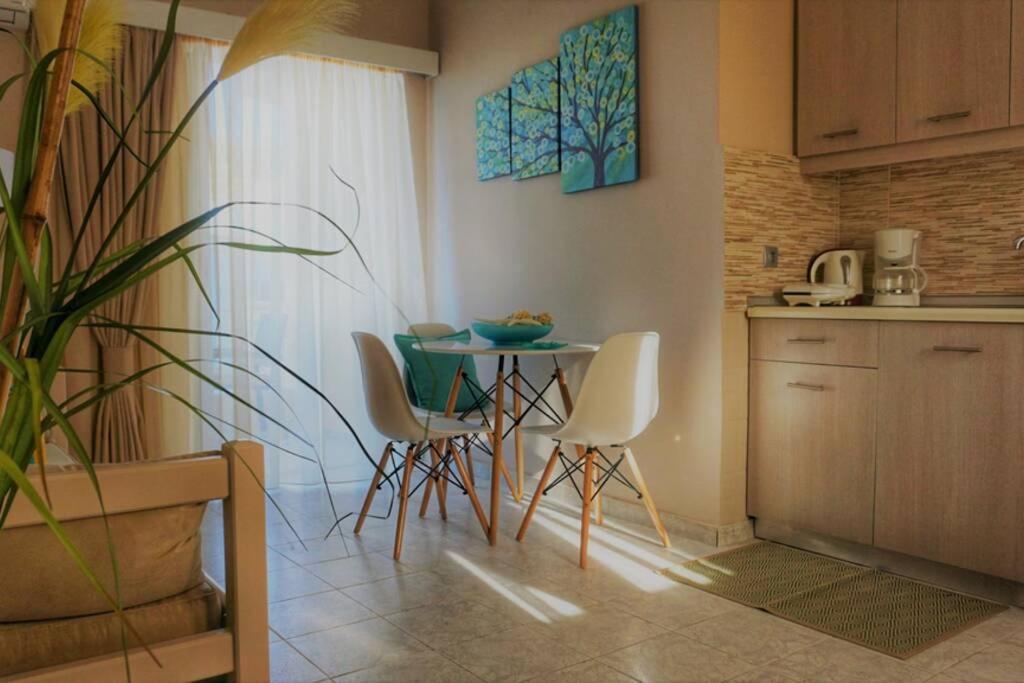Remvi Deluxe Apartment 104 With Sea View Karpathos Town  Exterior photo