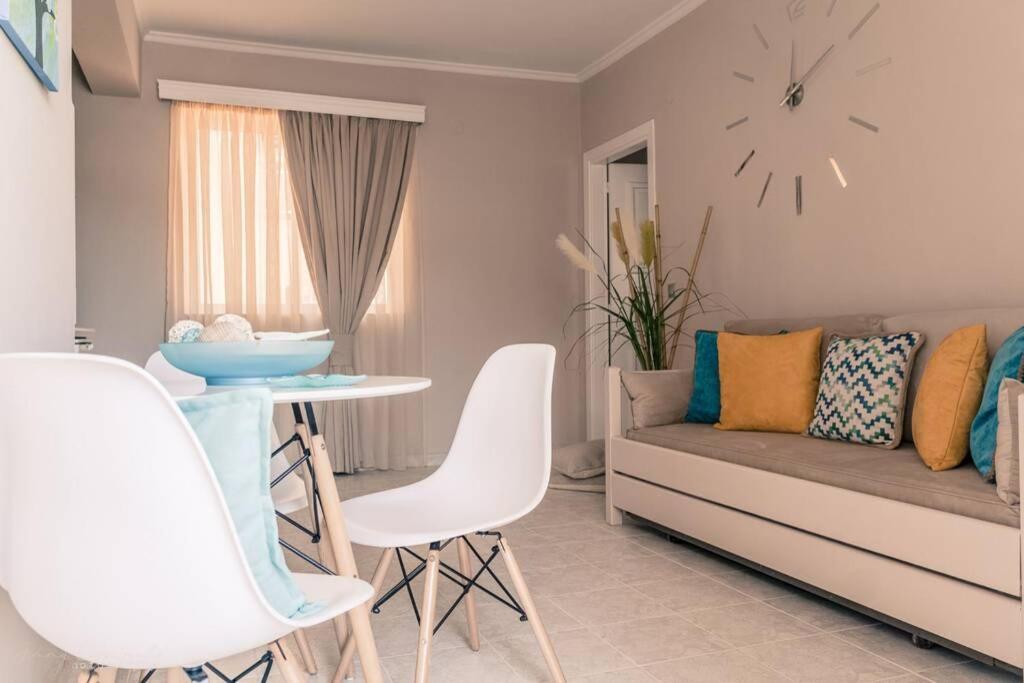 Remvi Deluxe Apartment 104 With Sea View Karpathos Town  Exterior photo